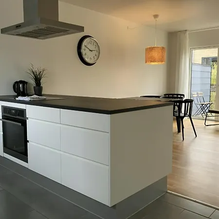 Spacious For 7 Appartement Sabro