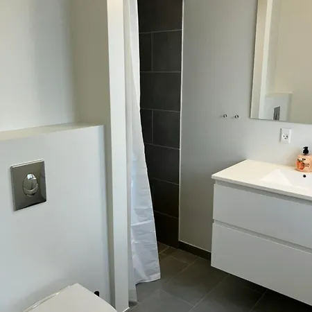 Apartment Spacious For 7 *